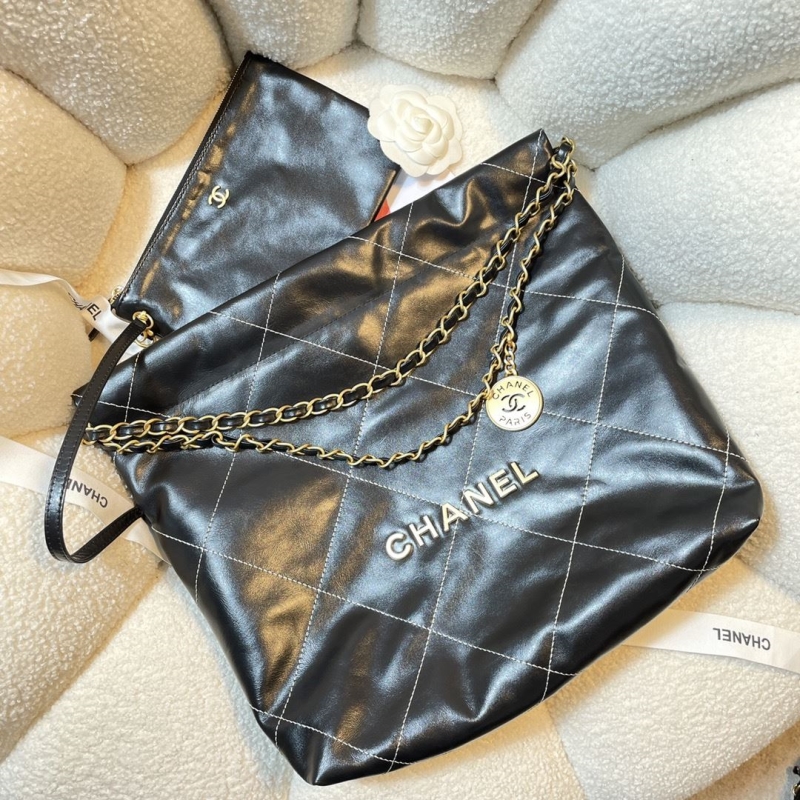 Ch**el hobo 22 bags